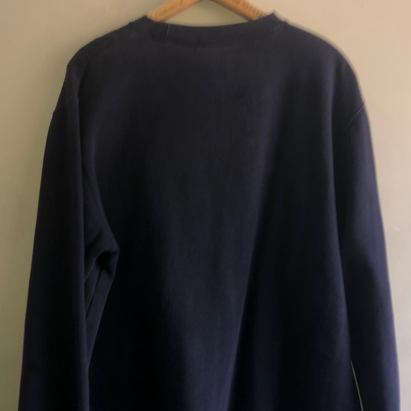 Levi’s navy  crew neck - Picture 2 of 3
